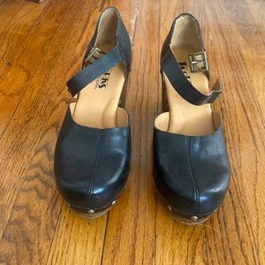 Korks heeled clog sandal